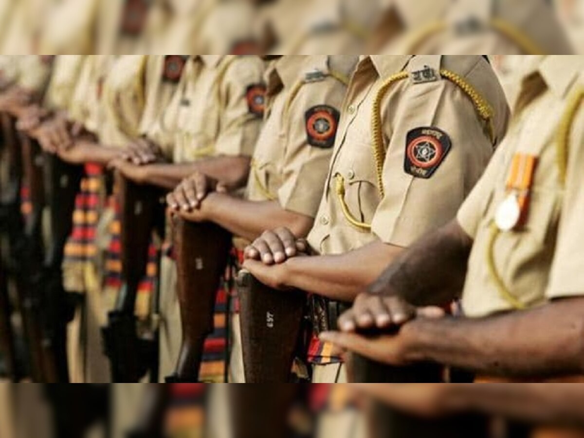 Mumbai Police : मुंबई पोलिस विभागात मेगाभरती, असा करा अर्ज! title=