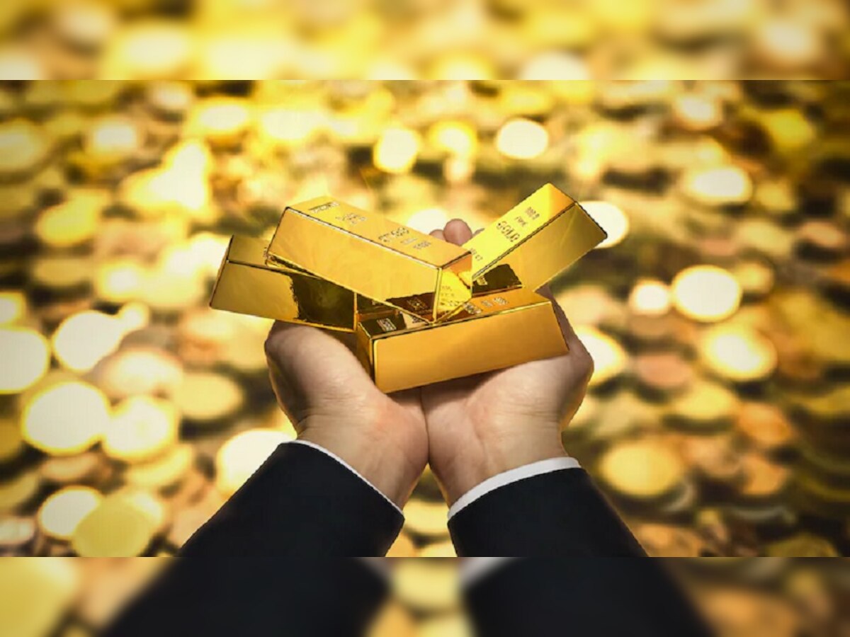Gold Rate | सराफा बाजारात सुवर्ण झळाळी वाढली; चांदीही तेजीत...  title=