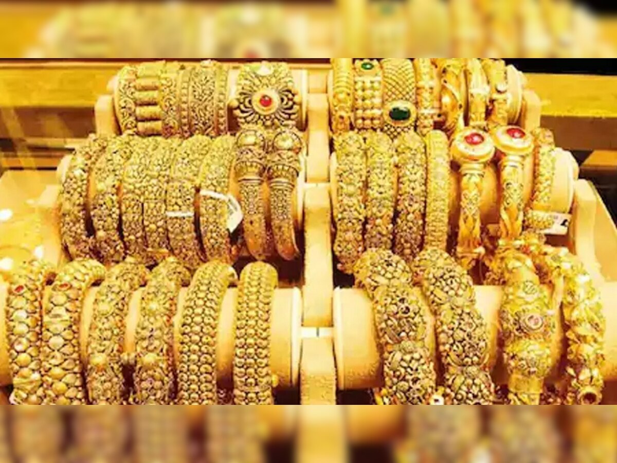 Gold Rate Today | सोने खरेदीसाठी ग्राहकांची लगबग वाढली; जाणून घ्या आजचे दर title=