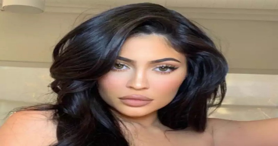 Kylie Jenner Shares Topless Bikini Photo On Instagram 