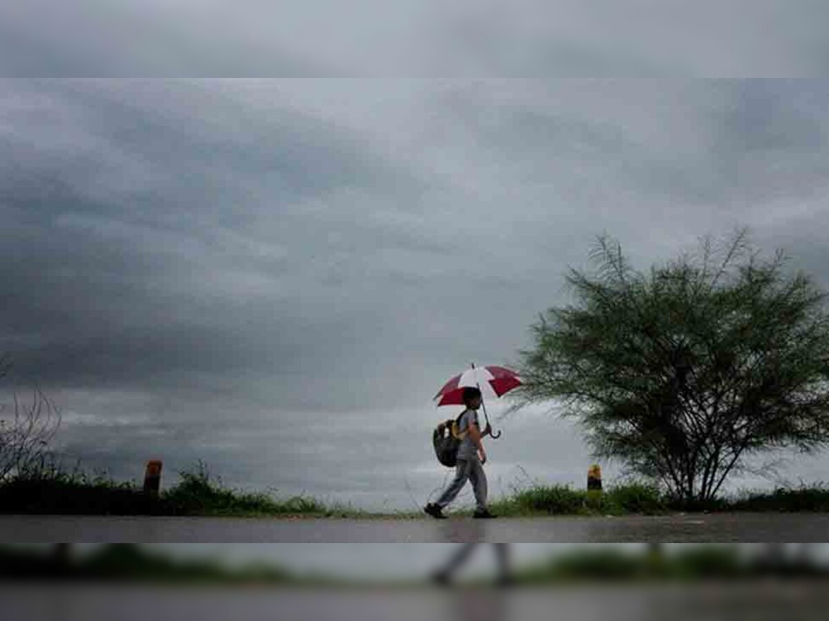 Monsoon Update: एसी-कूलर झाले बंद, पावसामुळे हवामानात गारवा निर्माण झाल्याने दिलासा title=