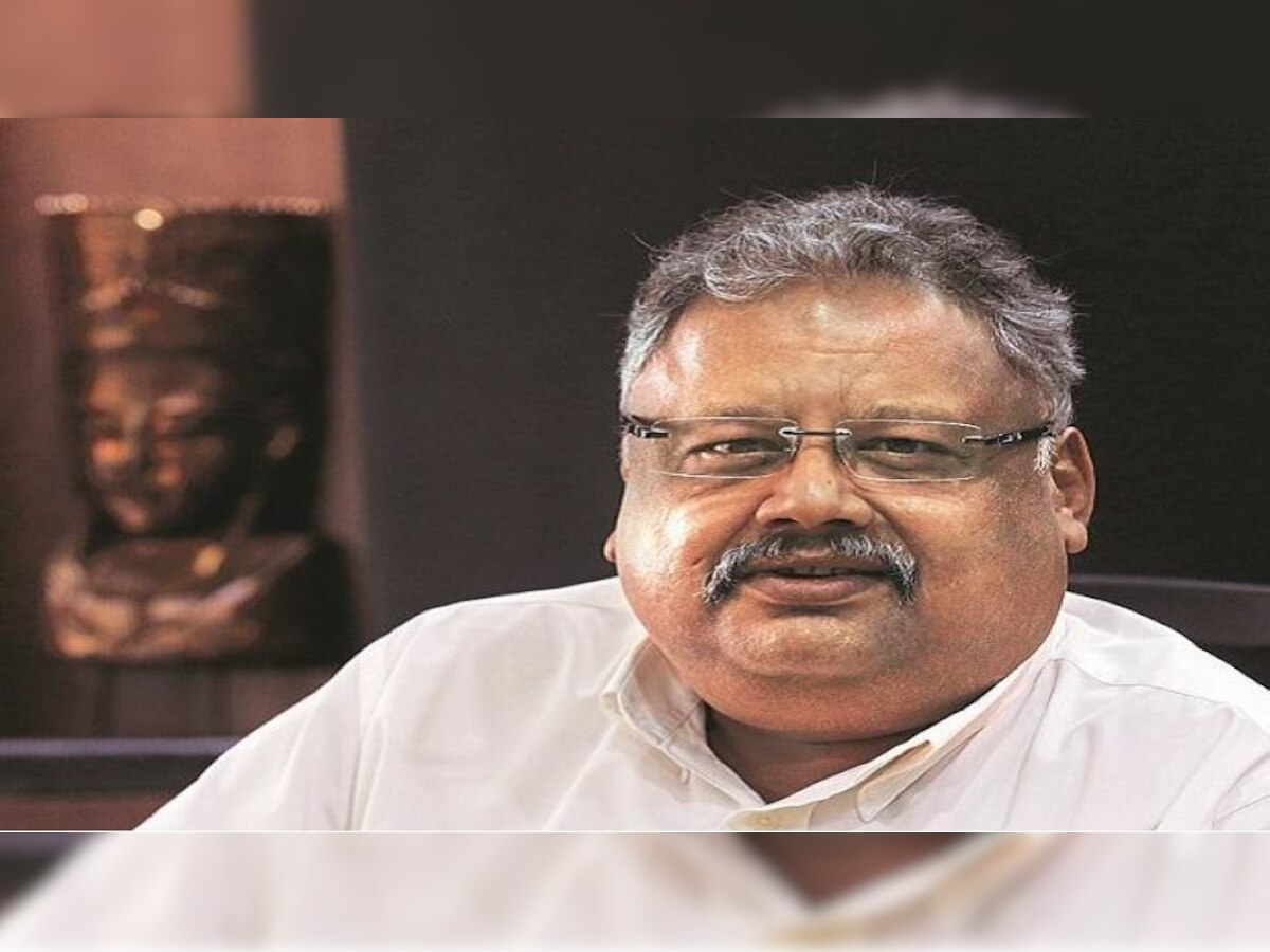 Rakesh Jhunjhunwala Portfolio: राकेश झुनझुनवाला यांचा जादूई स्टॉक! 'या' शेअरने 1 लाखांचे केले 5 कोटी  title=