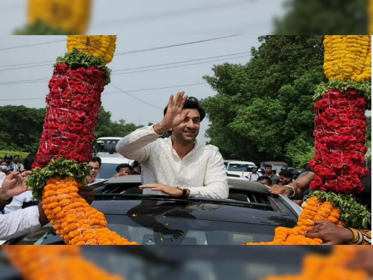 रणबीर कपूरचं पहिल्या पत्नीबाबत मोठं वक्तव्य; ऐकून बसेल धक्का title=