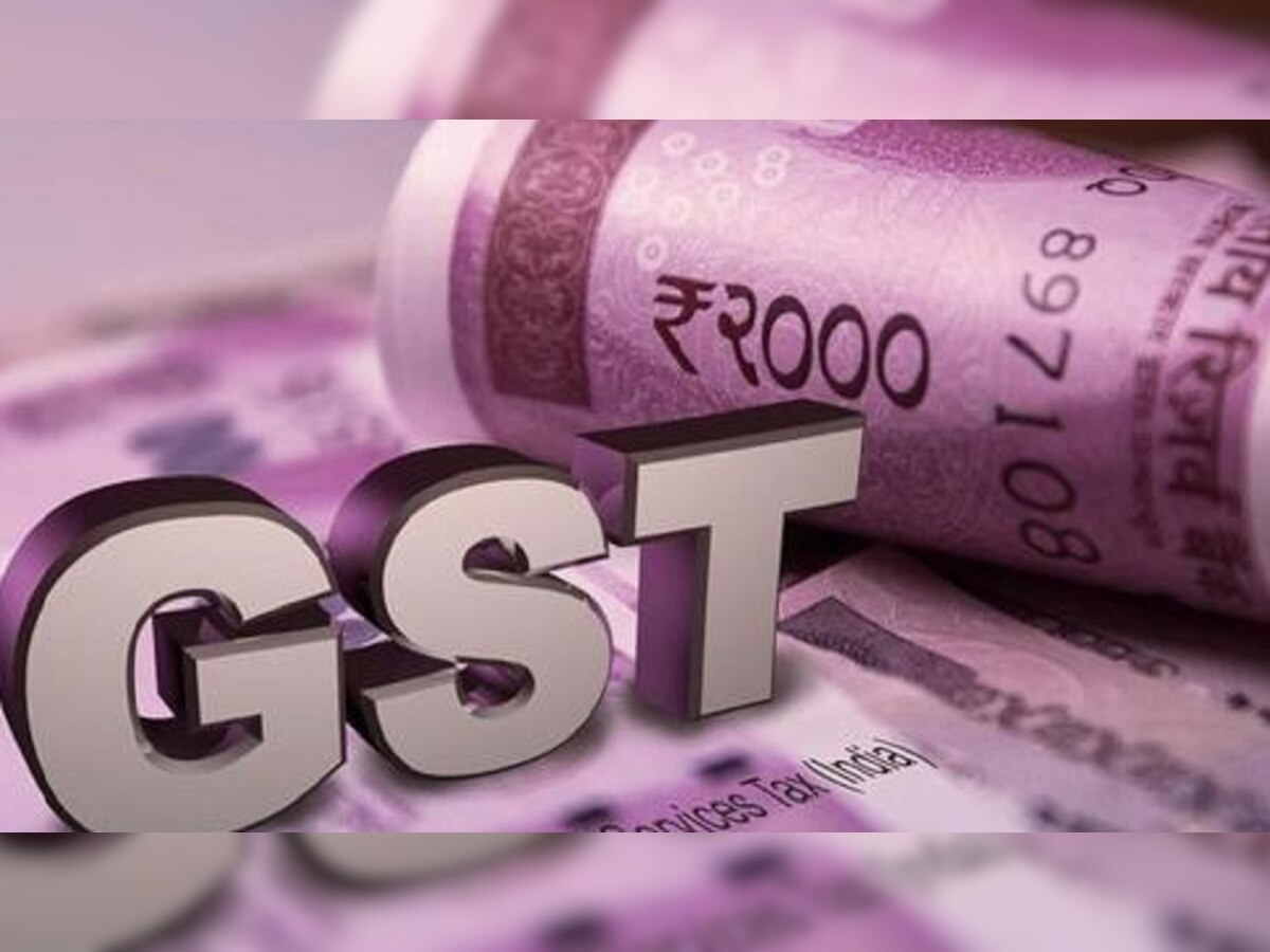 ऑनलाईन गेमिंगसह दैनंदिन वापराच्या गोष्टी महागणार; GST परिषदेतील महत्वाची अपडेट title=