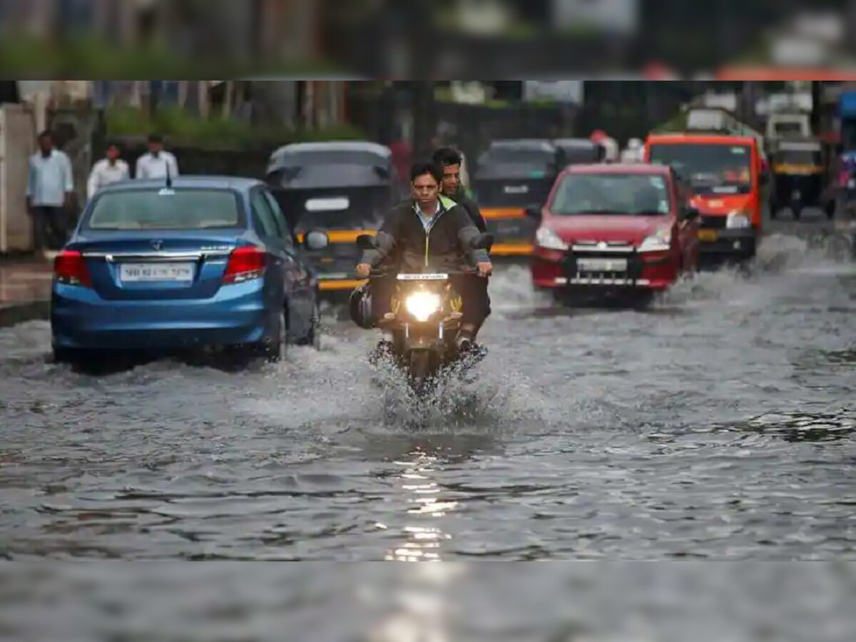 Monsoon : मुंबईसह या जिल्ह्यांत 3 ते 4 तासांत जोरदार पाऊस, हवामान खात्याचा अंदाज title=