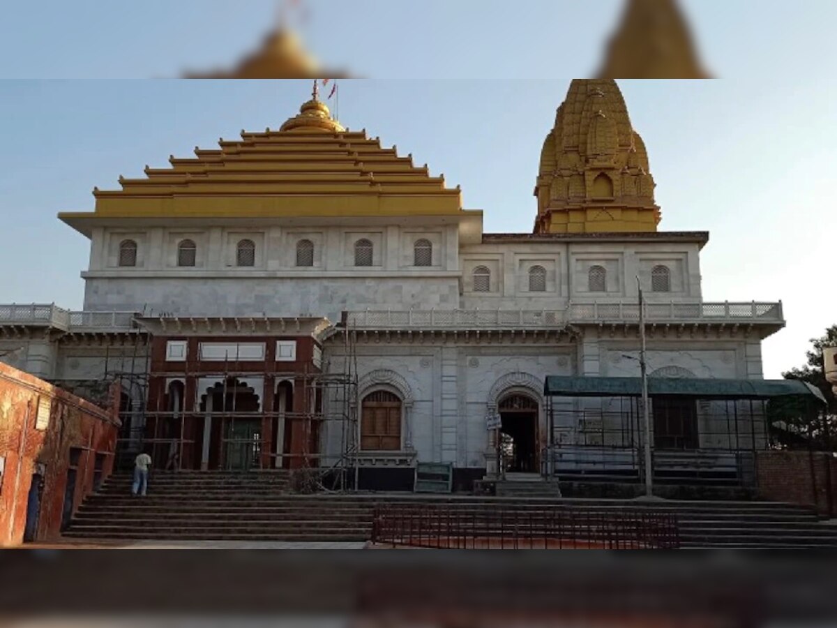 मूर्ती एक पण मंदिर दोन! महाभारत काळातील या रहस्यमय मंदिराचं गुढं काय? जाणून घ्या title=