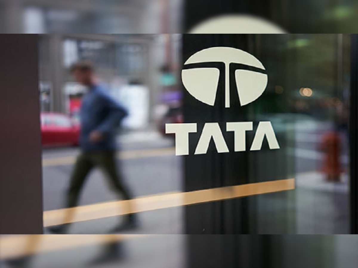 Tata Group Stocks | तुफान कमाईसाठी टाटा ग्रुपच्या 'या' भन्नाट स्टॉक्सवर करा गुंतवणूक; तज्ज्ञांचा सल्ला title=