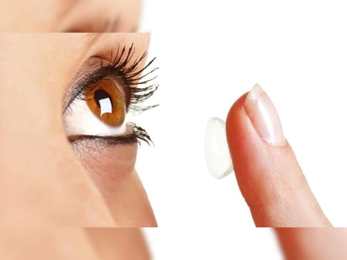 Eye Care Tips : तुम्ही पण रोज कॉन्टॅक्ट लेन्स वापरता का? मग सतर्क राहा, यामुळे डोळ्यांना होऊ शकते इजा title=
