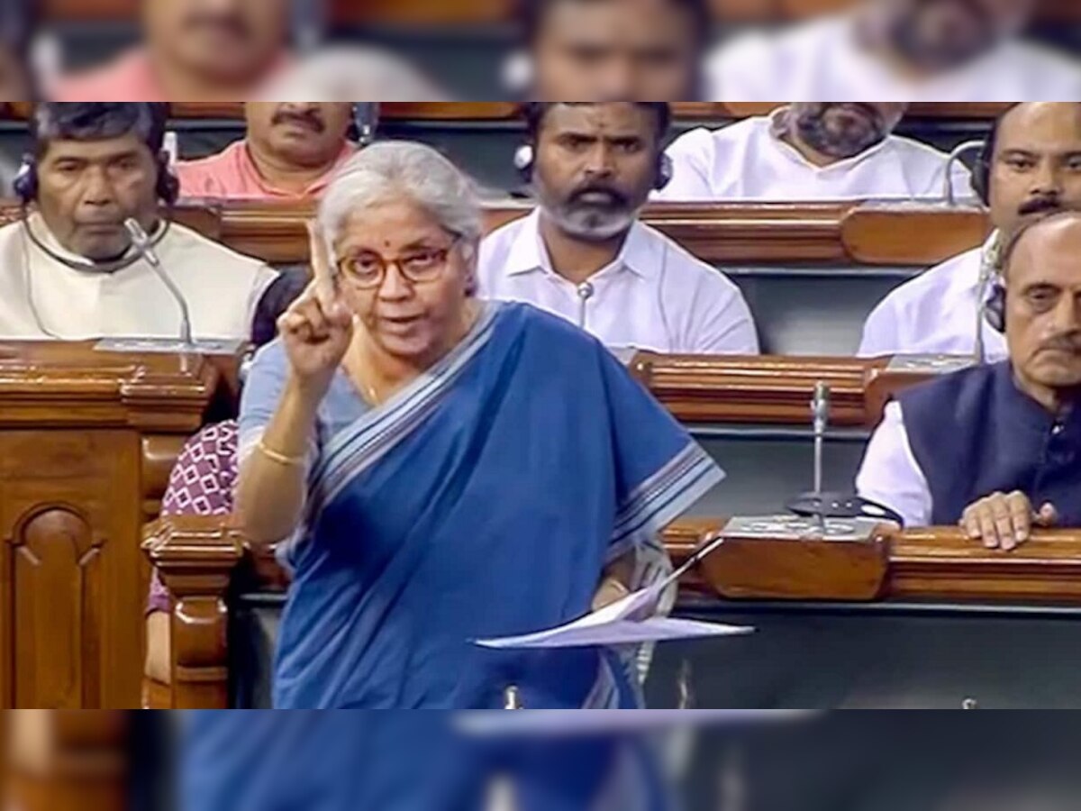 Nirmala Sitharaman : 'देशाला आर्थिक मंदीचा धोका नाही', अर्थमंत्र्यांचे संसदेत प्रतिपादन title=