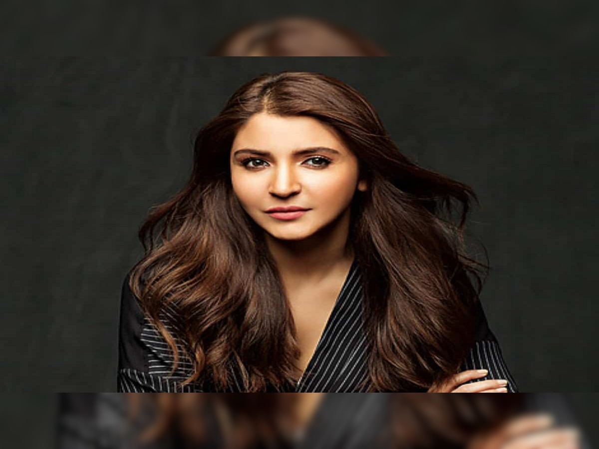 Anushka Sharma : अभिनेत्री अनुष्का शर्माकडून वर्काऊट फोटो शेअर; फिटनेस पाहून चाहते घायाळ title=