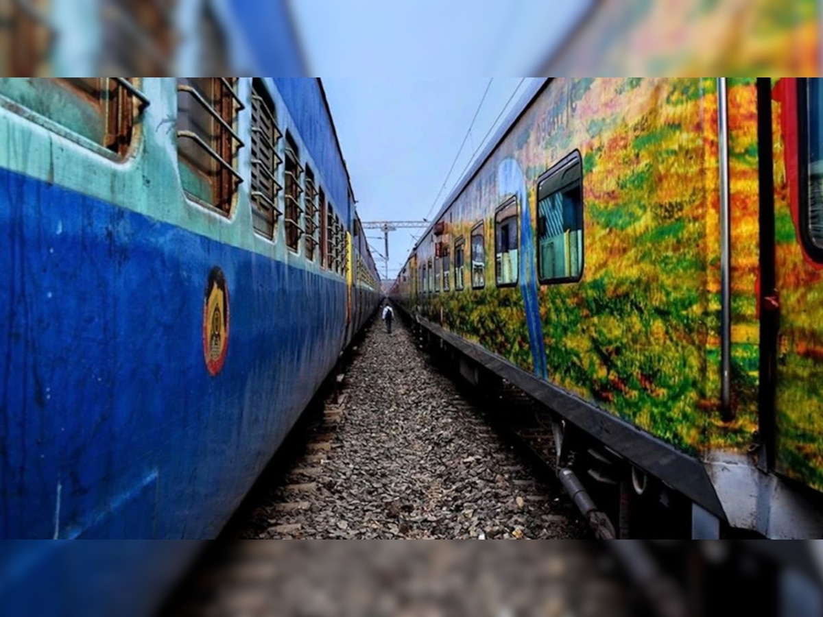 Indian Railways : निळ्या रंगाच्या Trains का असतात? जाणून घ्या प्रत्येक रंगाचा स्वतःचा अर्थ title=