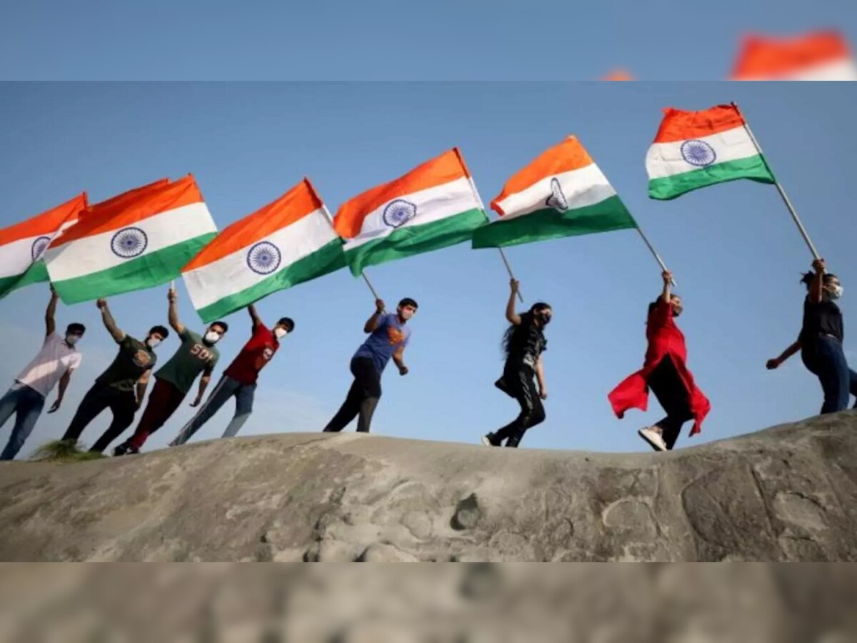 Independence Day 2022: तुम्हाला स्वातंत्र्य दिनाविषयी किती माहितीये? द्या या प्रश्नांची उत्तरं  title=