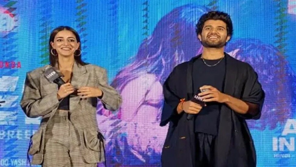 vijay deverakonda troll on feet table in press conference liger