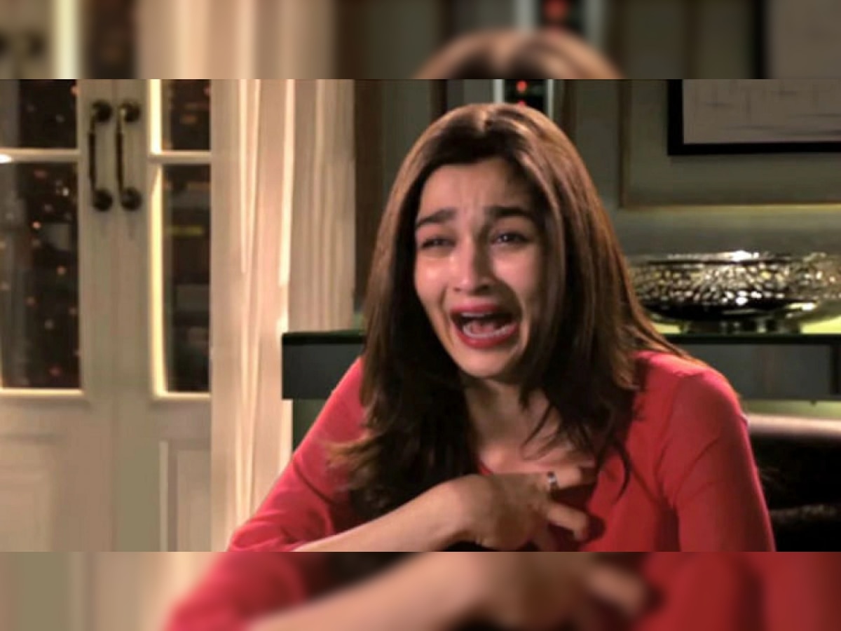 Alia Bhatt Viral Video:आलिया भट्ट चा आणखी एक व्हिडीओ व्हायरल..जोरजोरात ओरडू लागली आणि.. title=