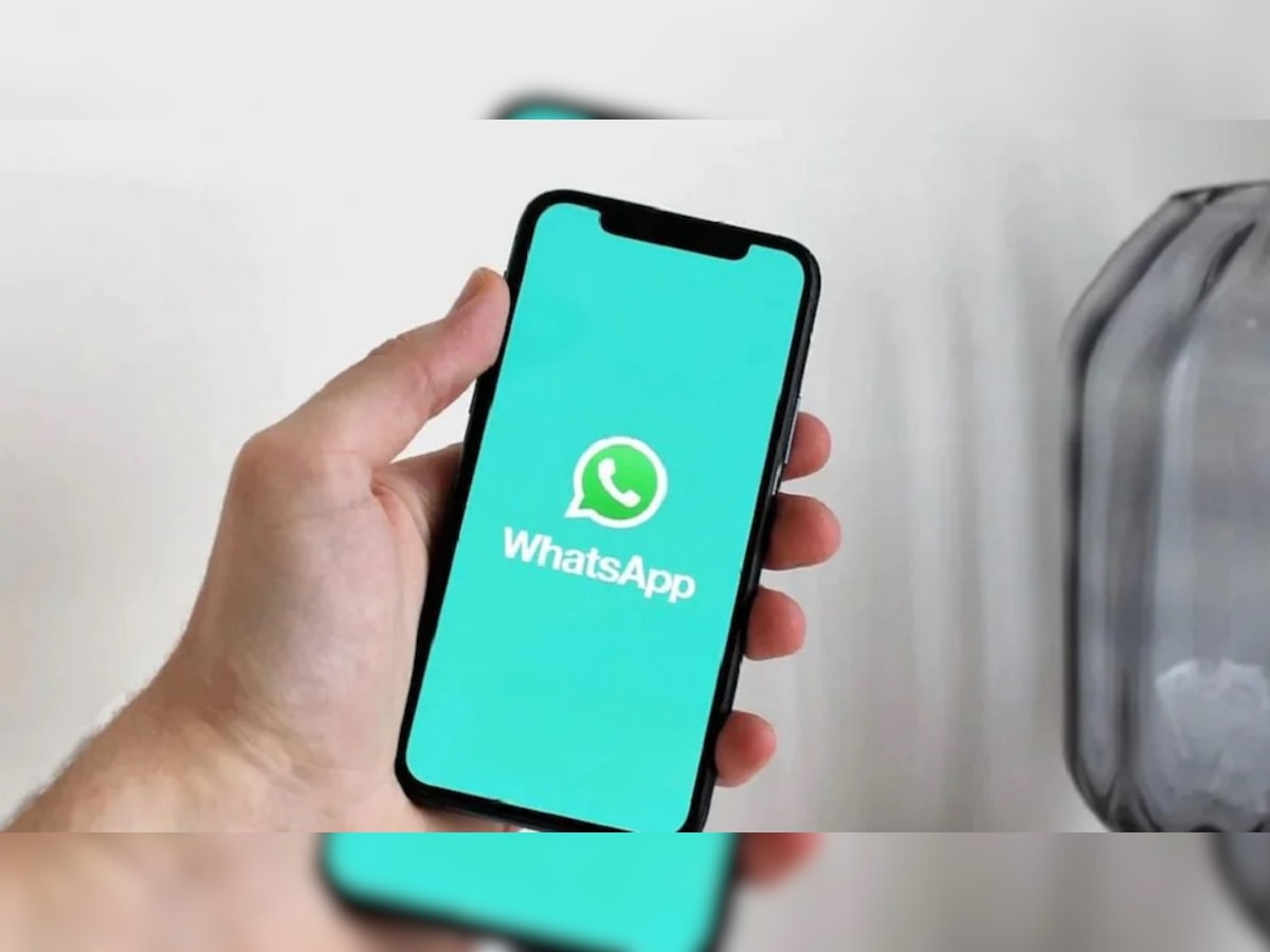 Whatsapp Link वर क्लिक करताच लाखो रुपये गायब; तुम्हीही 'या' मेसेजवर क्लिक करता का? title=