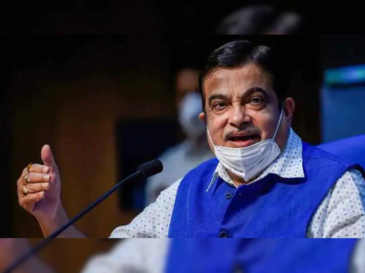  Nitin Gadkari यांची महत्त्वाची घोषणा; लोकांच्या हितासाठी 'या' कायद्यावर विचार सुरु title=