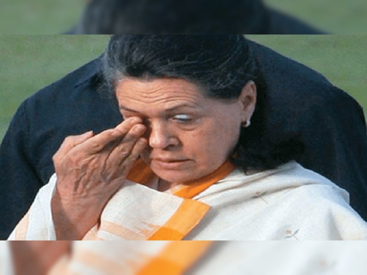 Sonia Gandhi : सोनिया गांधी यांच्यावर दु:खाचा डोंगर; पंतप्रधानांकडूनही शोक व्यक्त  title=