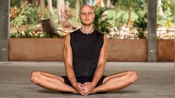 Yoga For Men: विवाहित पुरुषांनी हे खास योगासन करावे, त्याचे अनेक फायदे  