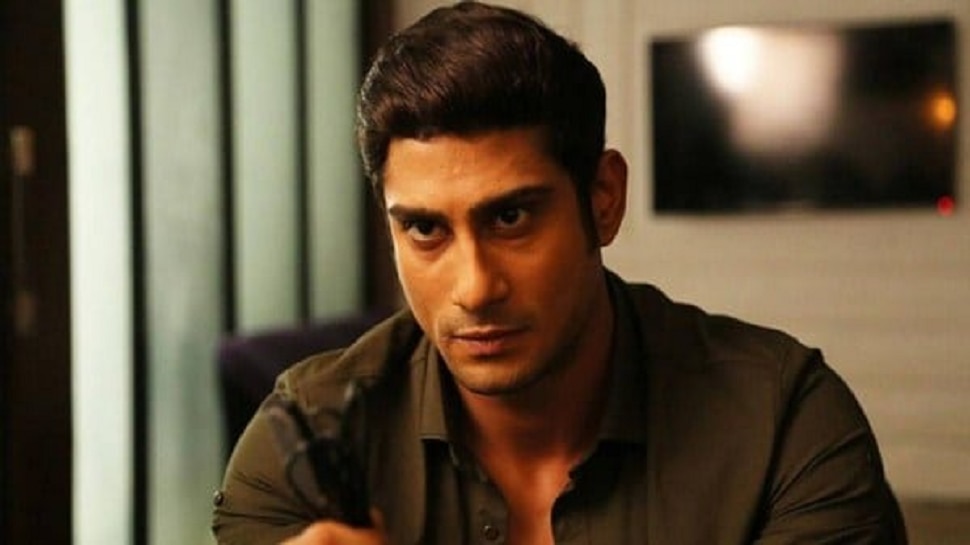 Actress smita patil son Prateik Babbar in love after divorce starting a ...