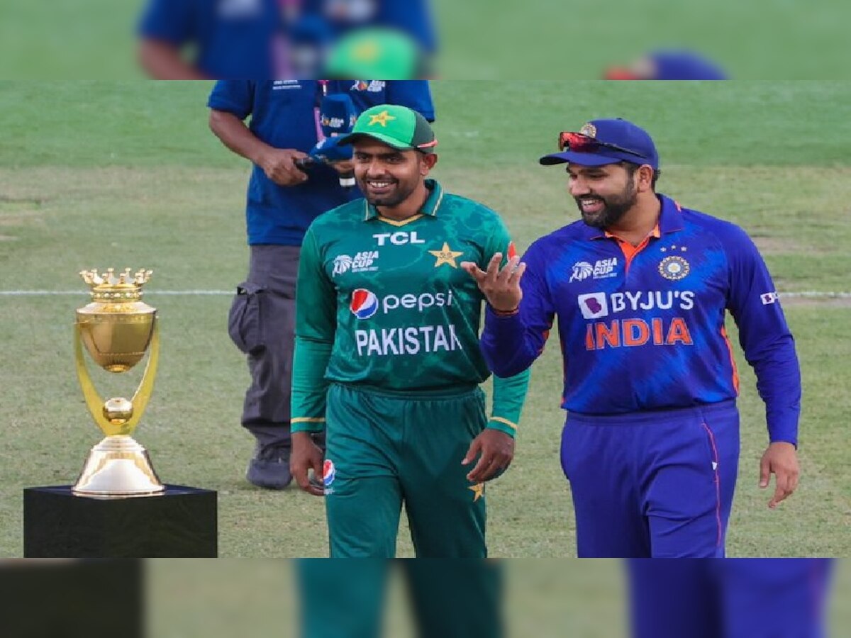 India Vs Pakistan: पाकिस्ताननं नाणेफेक जिंकत घेतला क्षेत्ररक्षणाचा निर्णय, भारतीय संघात 3 बदल title=