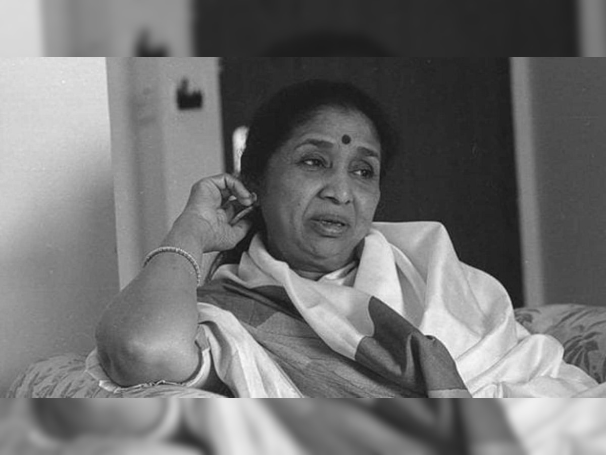 Asha Bhosle : गरोदर असतानाच सोडावं लागलं पतीचं घर, ज्याच्यावर प्रेम केलं त्याच्यामुळं आशाताईंना पाहावा लागला तो दिवस  title=