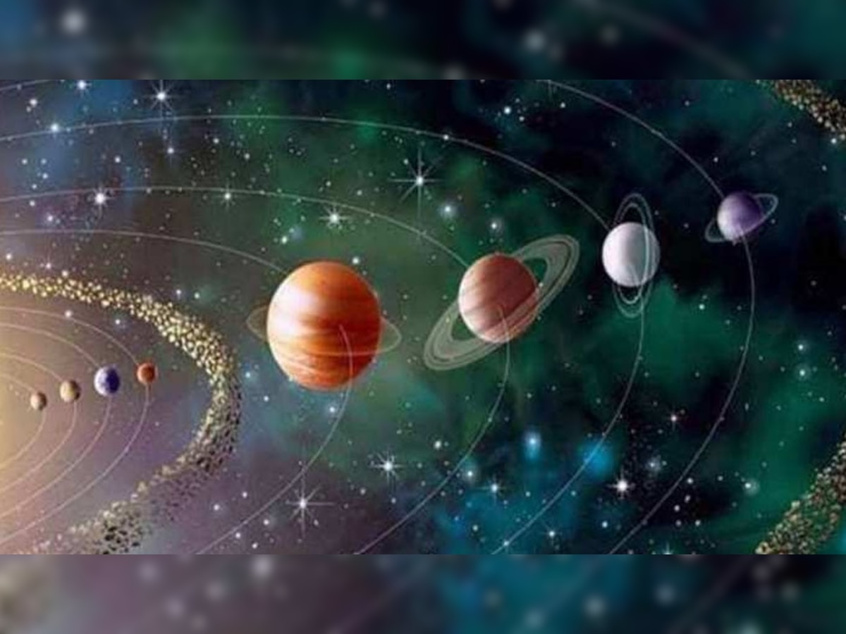 Shukra Gochar 2022: सिंह राशीत शुक्र आणि सूर्य ग्रहांचा प्रवेश; 4 राशींसमोर मोठं संकट title=