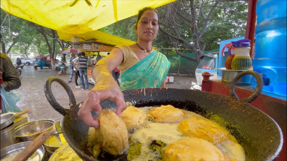 प्रचंड व्हायरल होतोय ‘या’ वडापावचा Video; असं काय स्पेशल आहे ‘या’ वडापावमध्ये, पाहाच!