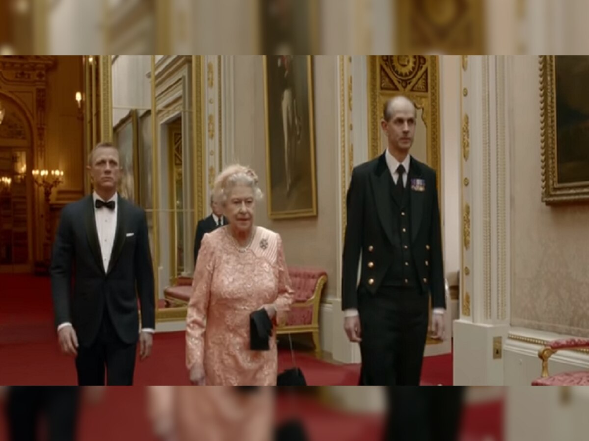 राणी एलिजाबेथ यांचा जेम्स बॉन्ड सोबतचा 'तो' व्हिडिओ सोशल मीडियावर चर्चेत title=