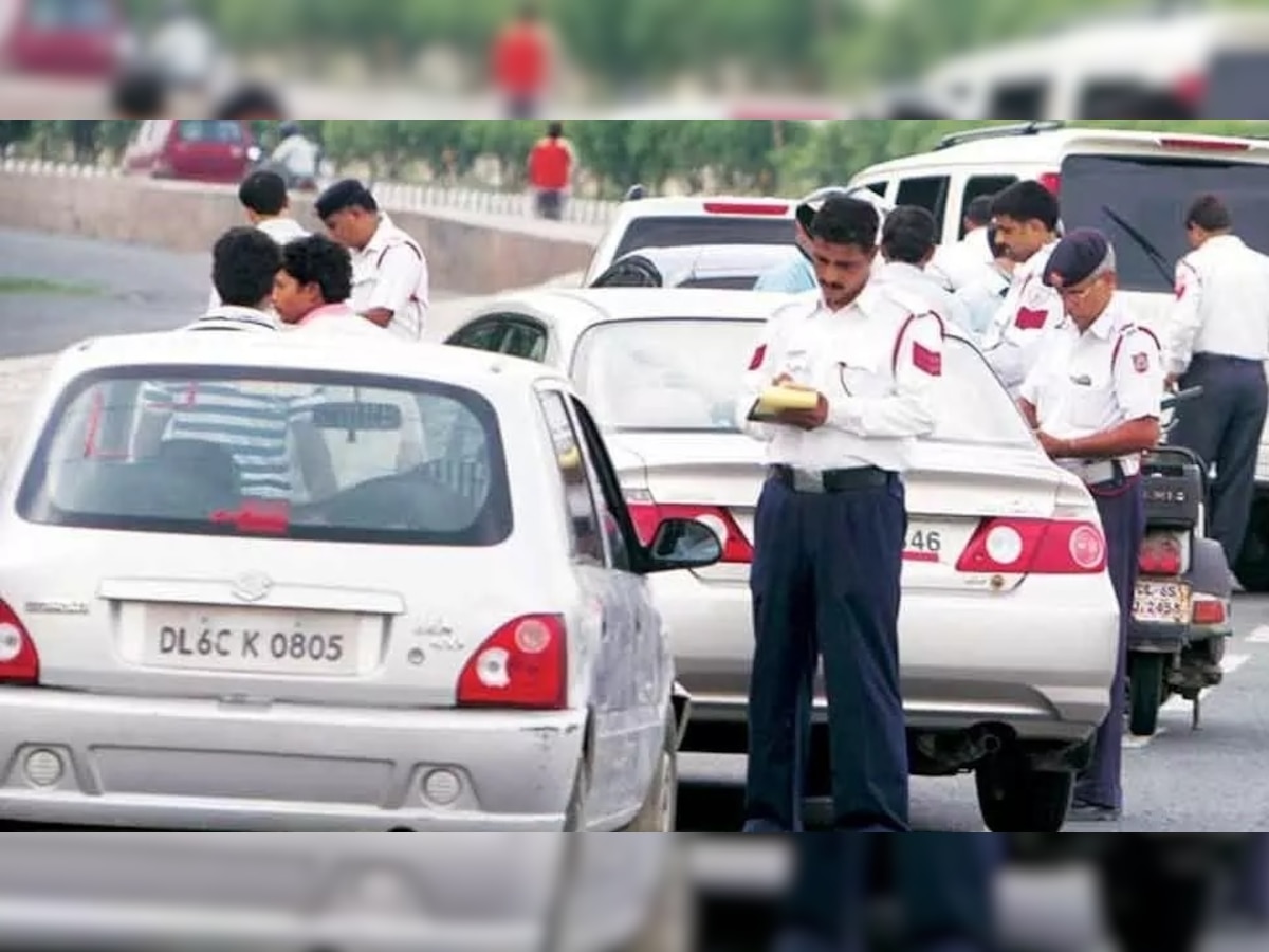 Traffic पोलिसांना तुमच्या गाडीची चावी काढण्याचा अधिकार आहे का? जाणून घ्या 5 नियम title=