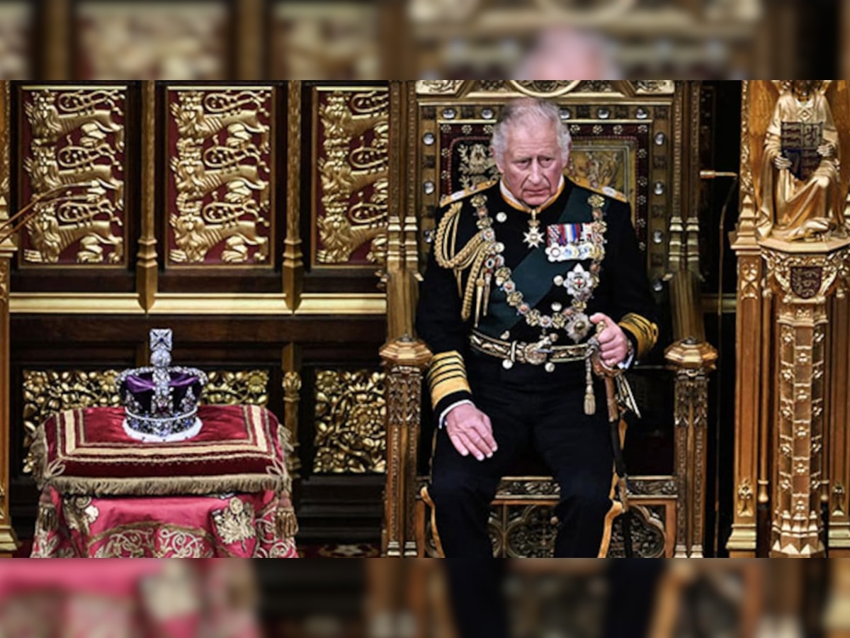 King Charles III : किंग चार्ल्स III सिंहासन सोडणार; 400 वर्षांपूर्वीची ती' भविष्यवाणी खरी ठरणार?  title=