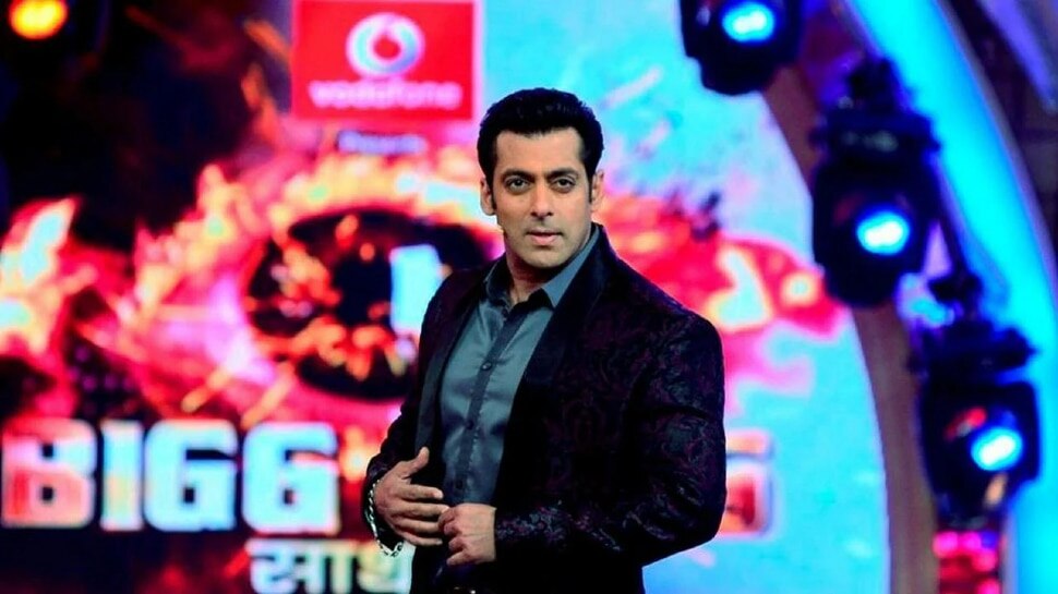 Bollywood Actor salman khan bigg boss fees is very low you will be in