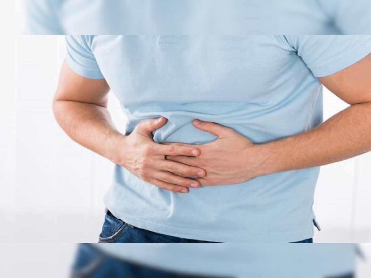 Stomach Gas: पोटाच्या गॅस समस्येने हैराण आहात? या घरगुती टिप्सने काही मिनिटांत मिळेल आराम  title=