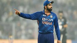VIDEO : इतक्या वर्षांची परंपरा Rohit sharma ने मोडीत काढली, पाहा काय केलं कर्णधाराने?