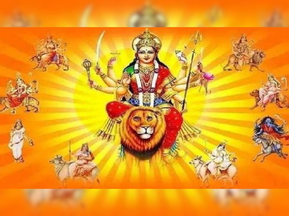 Navratri 2022: नवरात्रोत्सवासाठी 9 रंग असे ठरवले जातात? जाणून घ्या title=