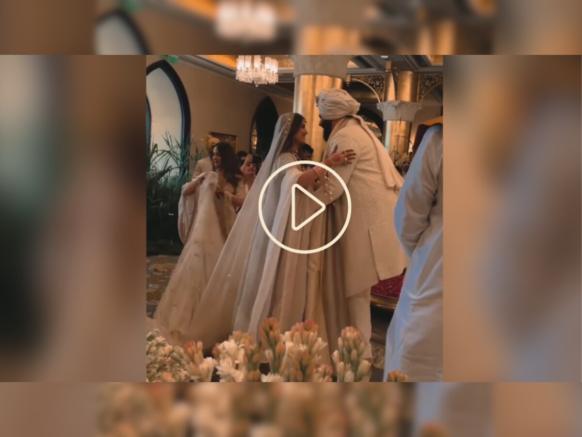 Wedding Video: नवरीसोबत डान्स करताना नवऱ्याने केलं असं काही की.., वऱ्हाड्यांनी डोळे बंद केले! title=