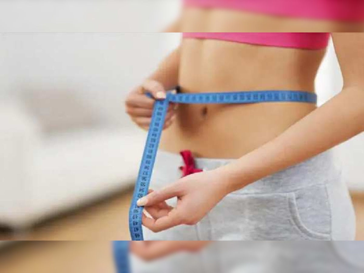 Weight Loss Tips : स्वस्त आणि मस्त ज्यूसमुळे वजन कमी करणं झालं सोपं title=