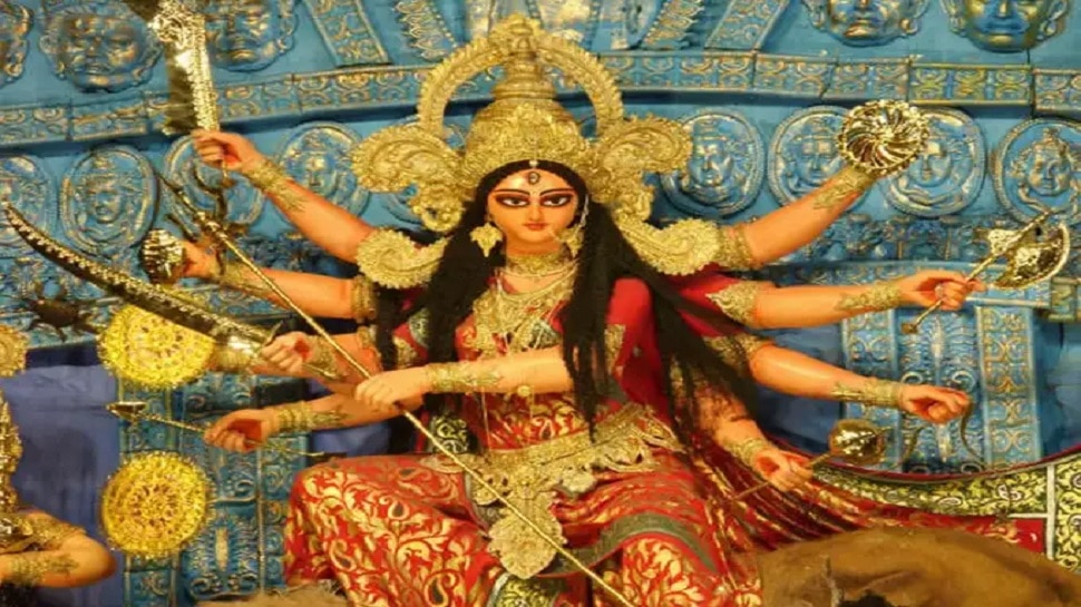 Navratri Ashtami 2022 : &#039;या&#039; गोष्टी नवरात्रीच्या महाअष्टमीला केल्या पाहिजेत, देवीची विशेष कृपा असते 
