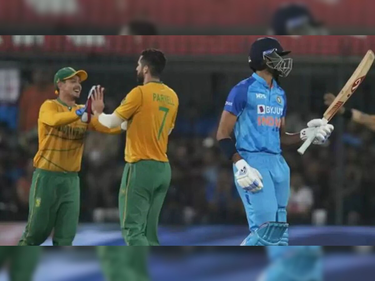 T20 World Cup : स्टार ऑलराउंडर दुखापतीमुळे स्पर्धेतून बाहेर, वर्ल्ड कपआधी मोठा झटका  title=