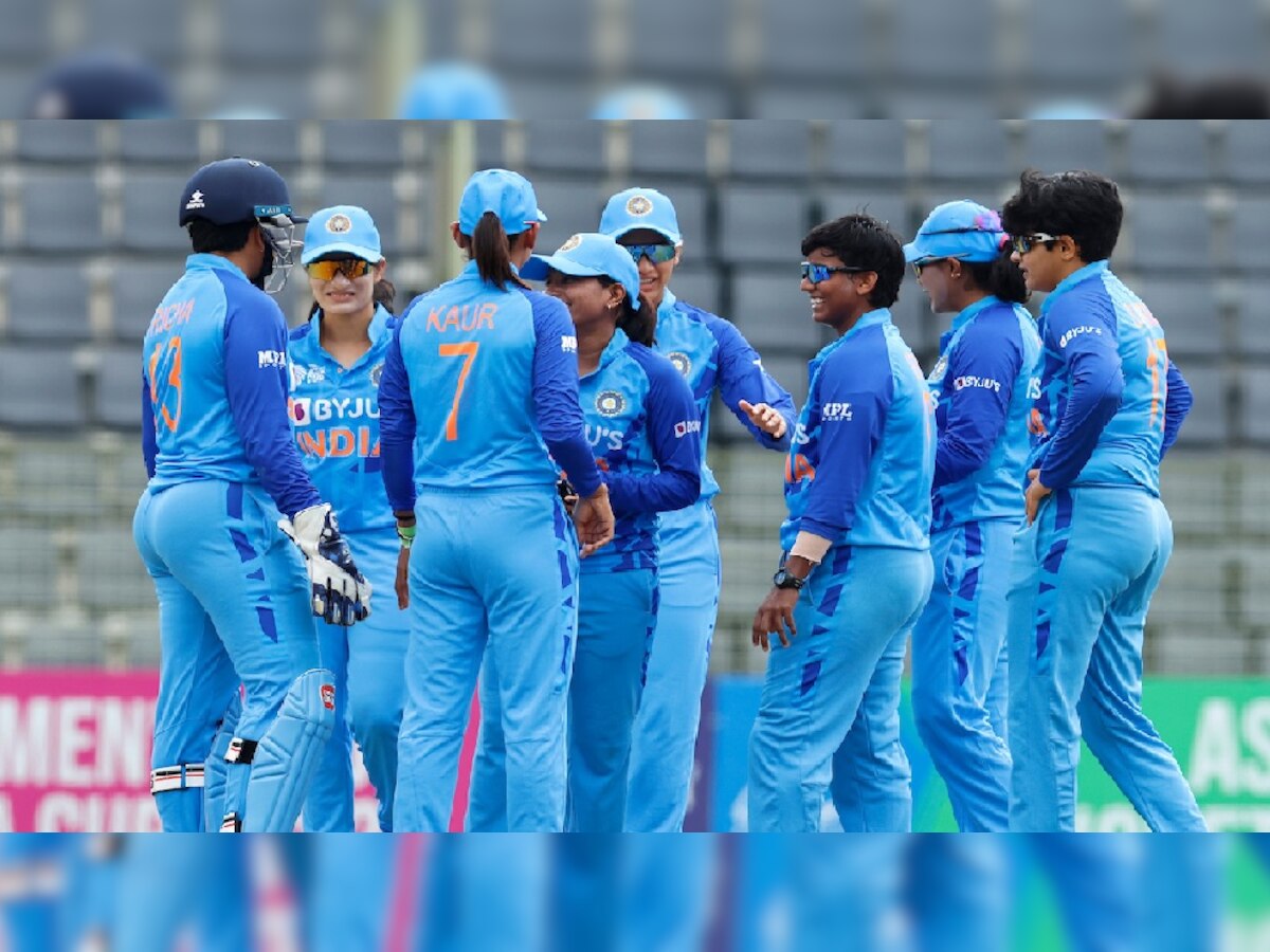 Asia Cup 2022 Womens: आशिया कप स्पर्धेत भारताची अंतिम फेरीत धडक, पाकिस्तान की श्रीलंका कोण भिडणार? title=