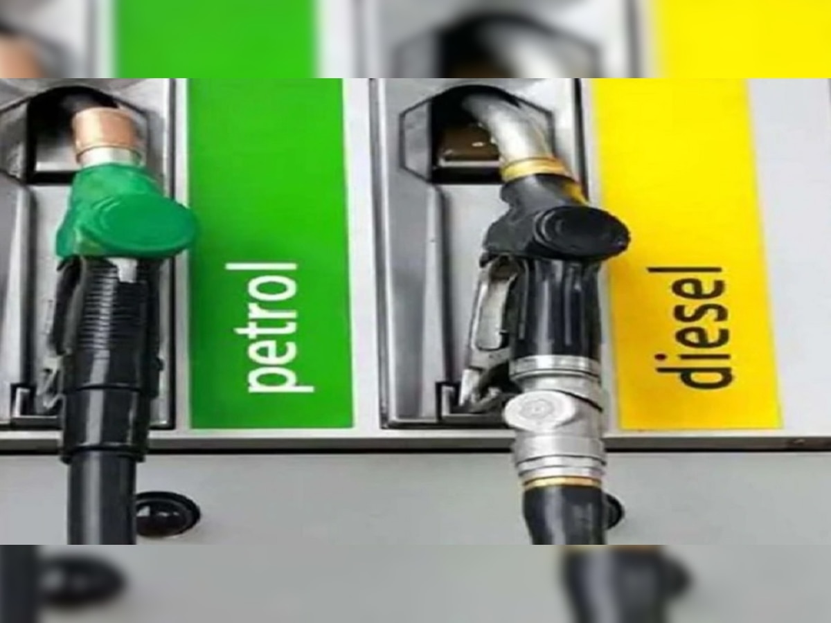 Petrol-Diesel च्या दरात घसरण; जाणून घ्या आजचे दर title=