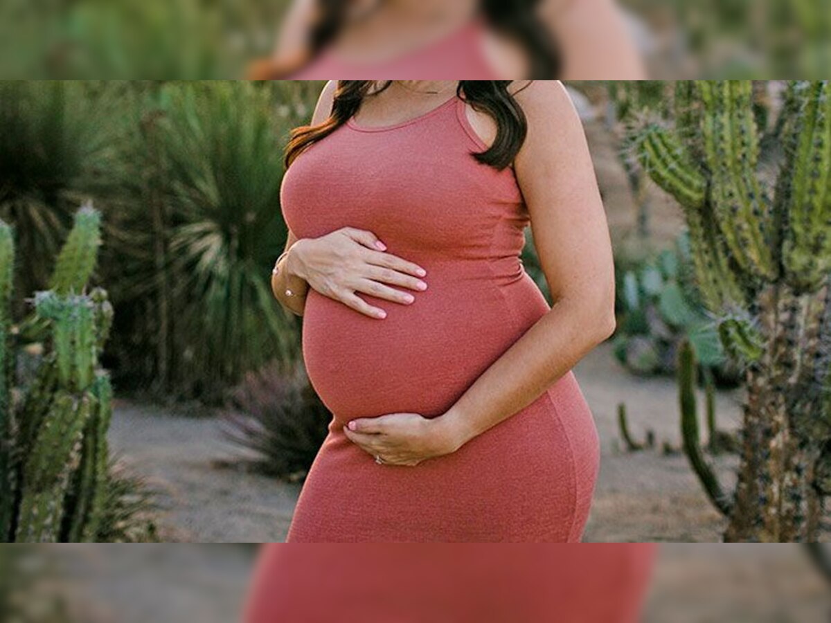 Pregnancy: डिलिव्हरीनंतर काही तासांनी पुन्हा प्रेग्नंट, एका वर्षात 2 मुलांना जन्म! title=