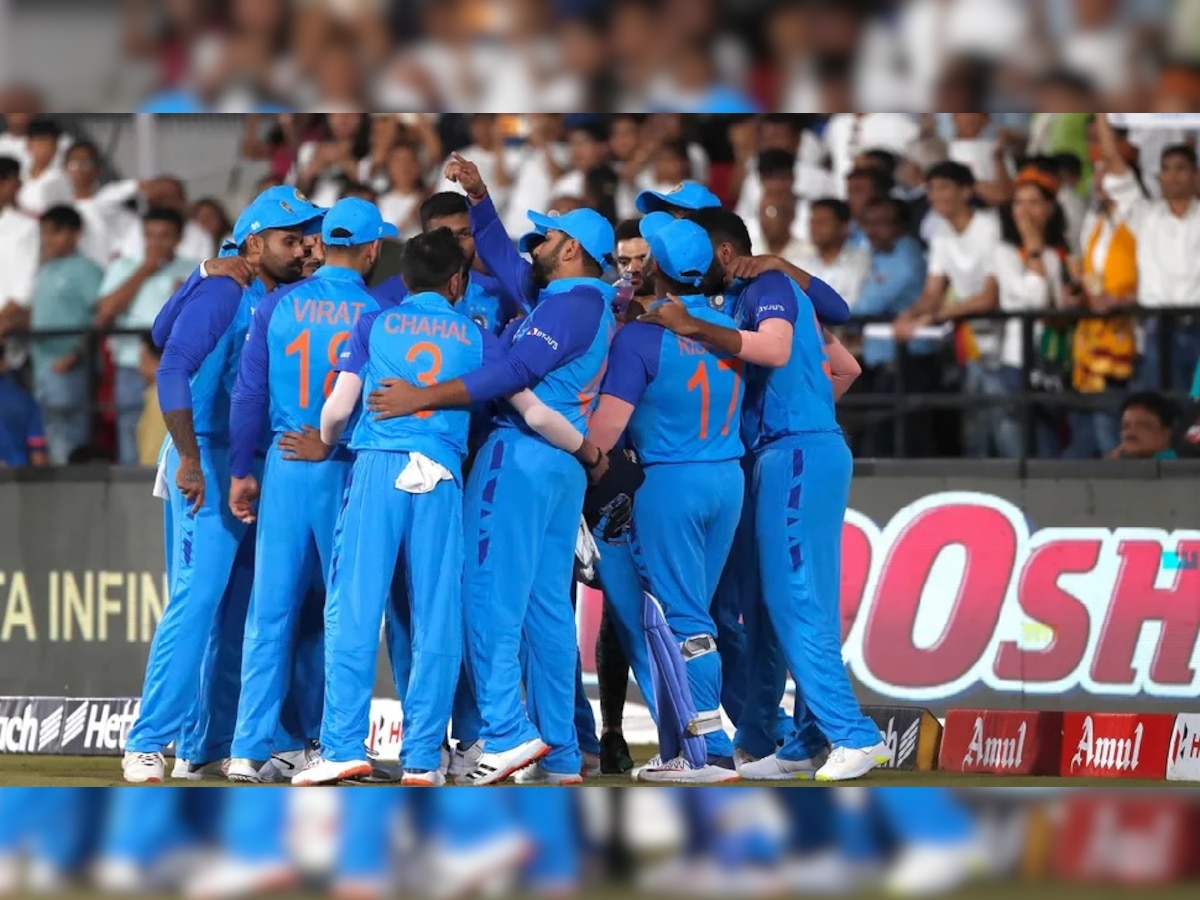 T20 World Cup: वर्ल्डकपपूर्वी ICC ने 4 भारतीय खेळाडूंना केलं बाहेर, प्लेईंग 11 मध्ये 'या' खेळाडूंना स्थान title=