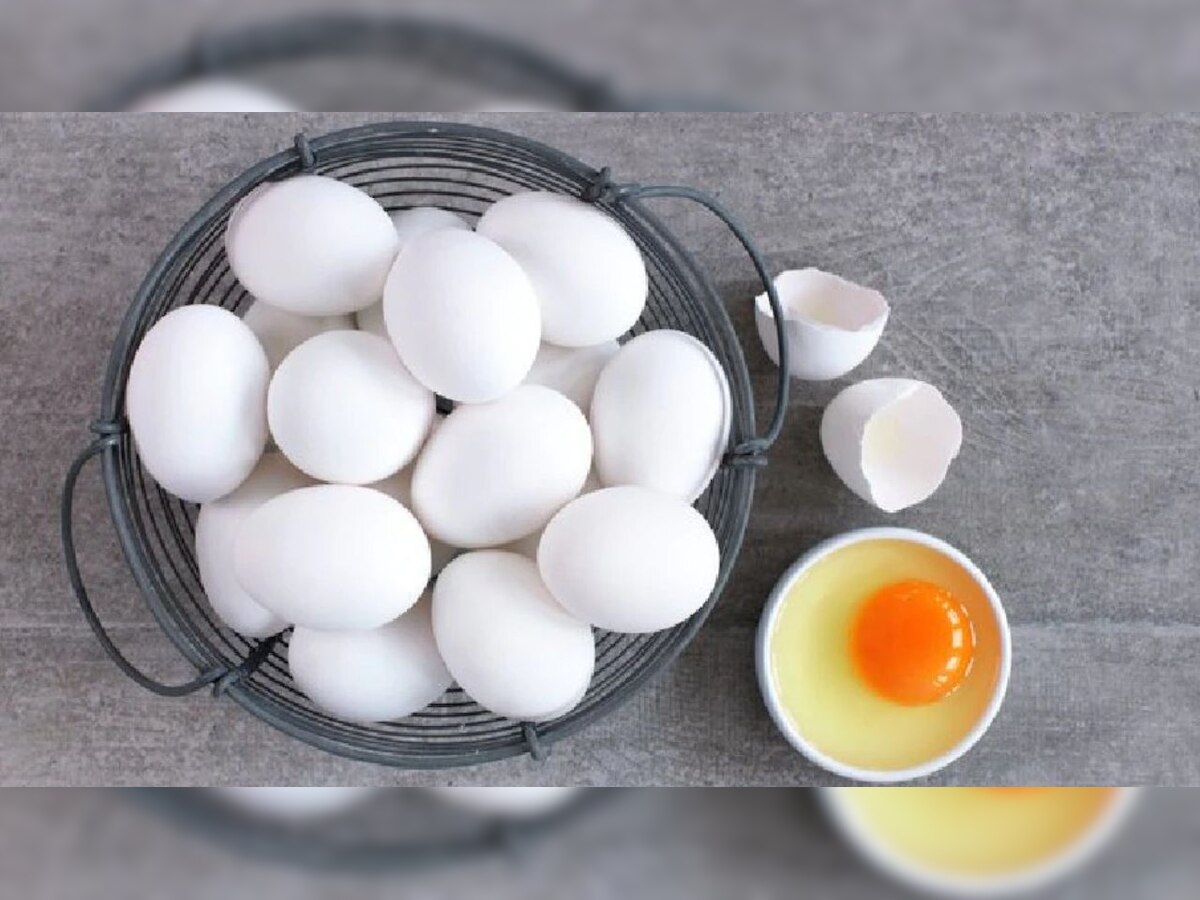 खरी अंडी आणि खोटी अंडी कशी ओळखाल? जाणून घ्या... title=