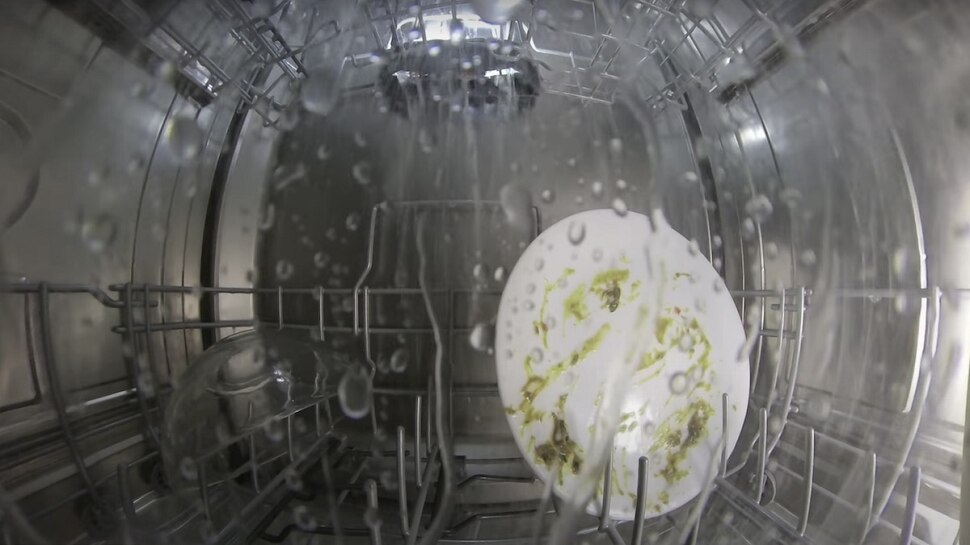 how does dishwasher workes watch Viral video