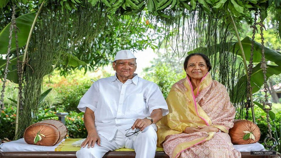 NCP chief Sharad Pawar Diwali 2022 Celebrations at home with supriya