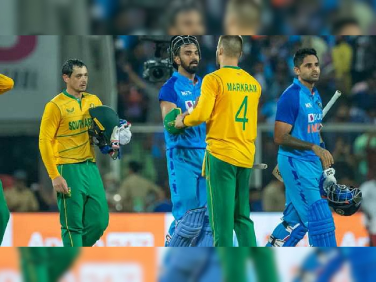IND vs SA Live: आज भारत दक्षिण आफ्रिकेविरुद्ध विजयाची हॅट्ट्रिक साधणार? 'हे' 3 खेळाडू करतील सेमीफायनलचे तिकीट कन्फर्म! title=