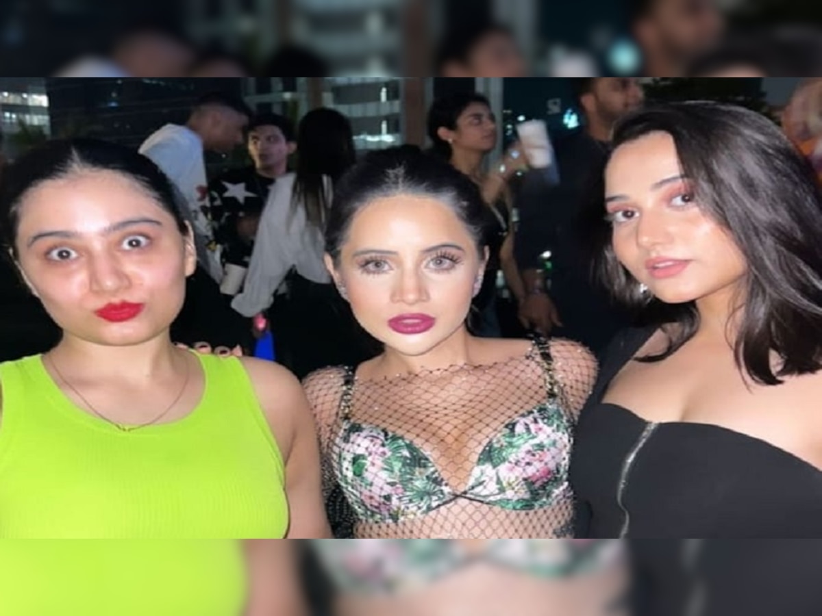 viral Photos: उर्फी जावेदनं पार्टीमध्ये बहीण उरूसा जावेदलाही टाकल मागे... Late night Party Photos झाले व्हायरल!  title=