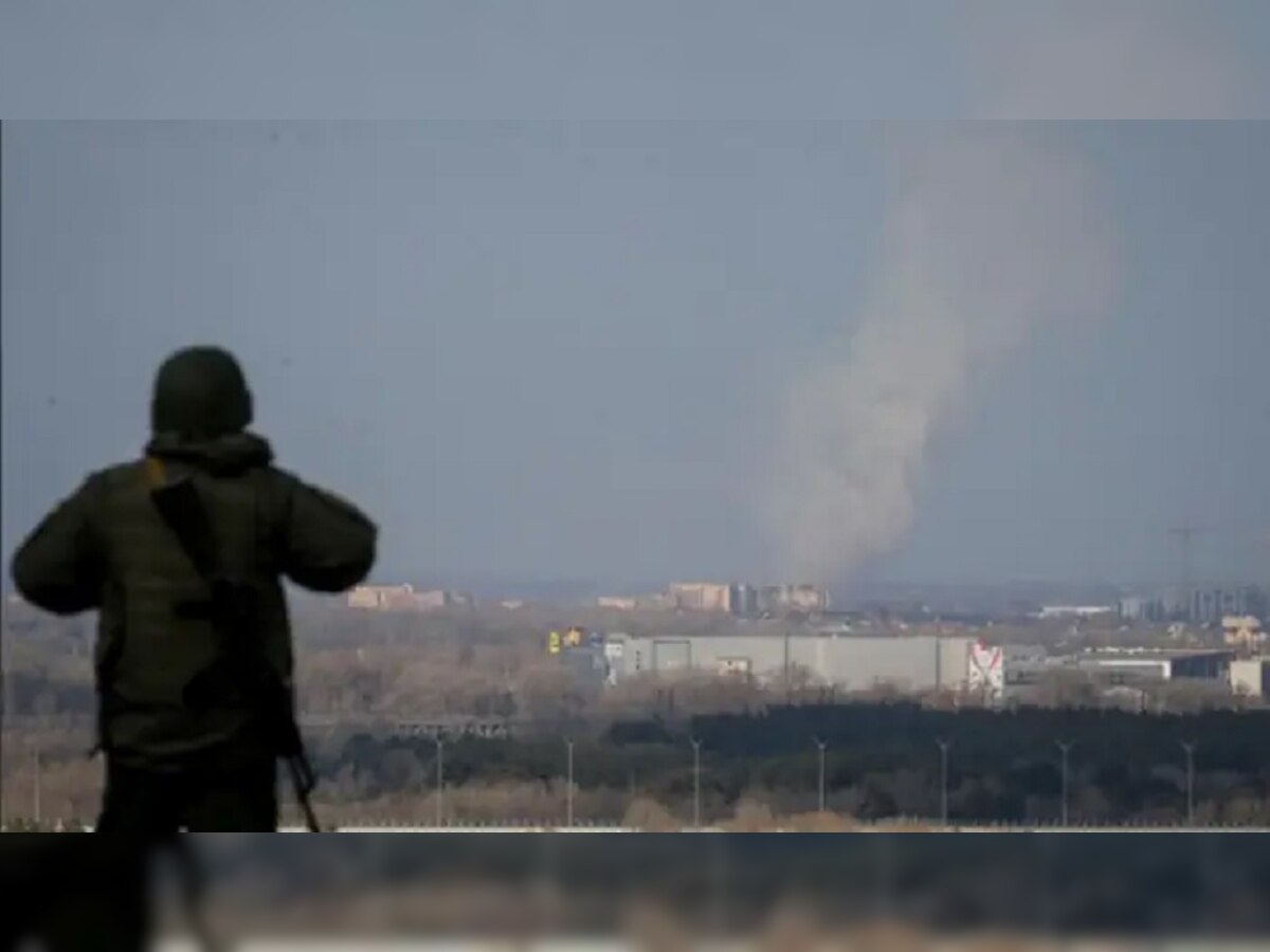 Russia Ukraine War Update: रशियाकडून अत्याचारांचा डाव; पाण्याच्या थेंबासाठीही युक्रेनच्या नागरिकांचा संघर्ष title=