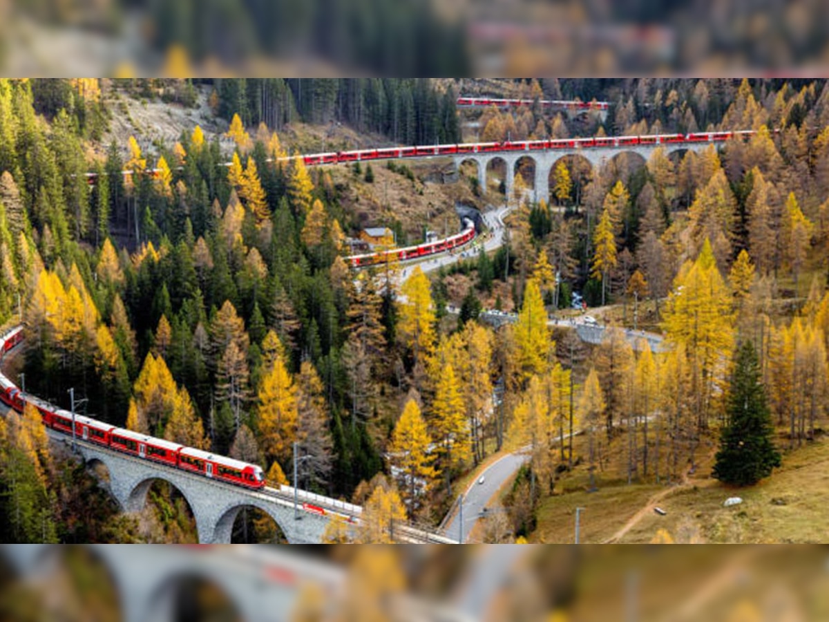 Worlds Longest Train: जगातील सर्वात लांब ट्रेन, फोटो पाहून डोळ्यावर विश्वास बसणार नाही title=