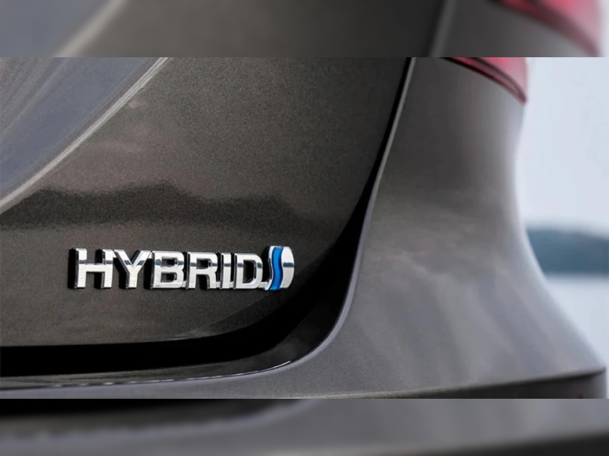 Hybrid Car म्हणजे काय? कसं काम करते? जाणून घ्या संपूर्ण माहिती title=